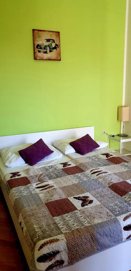 Istranova Appartement *
